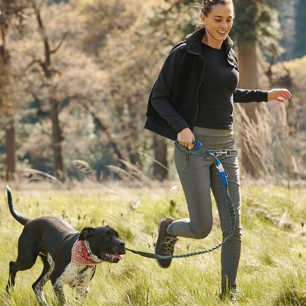NWOT ATHLETA HEADLANDS HYBRID TIGHT.